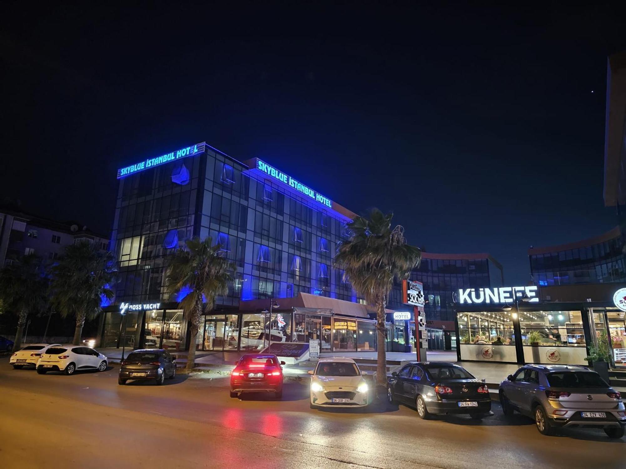 Skyblue Istanbul Hotel Luaran gambar